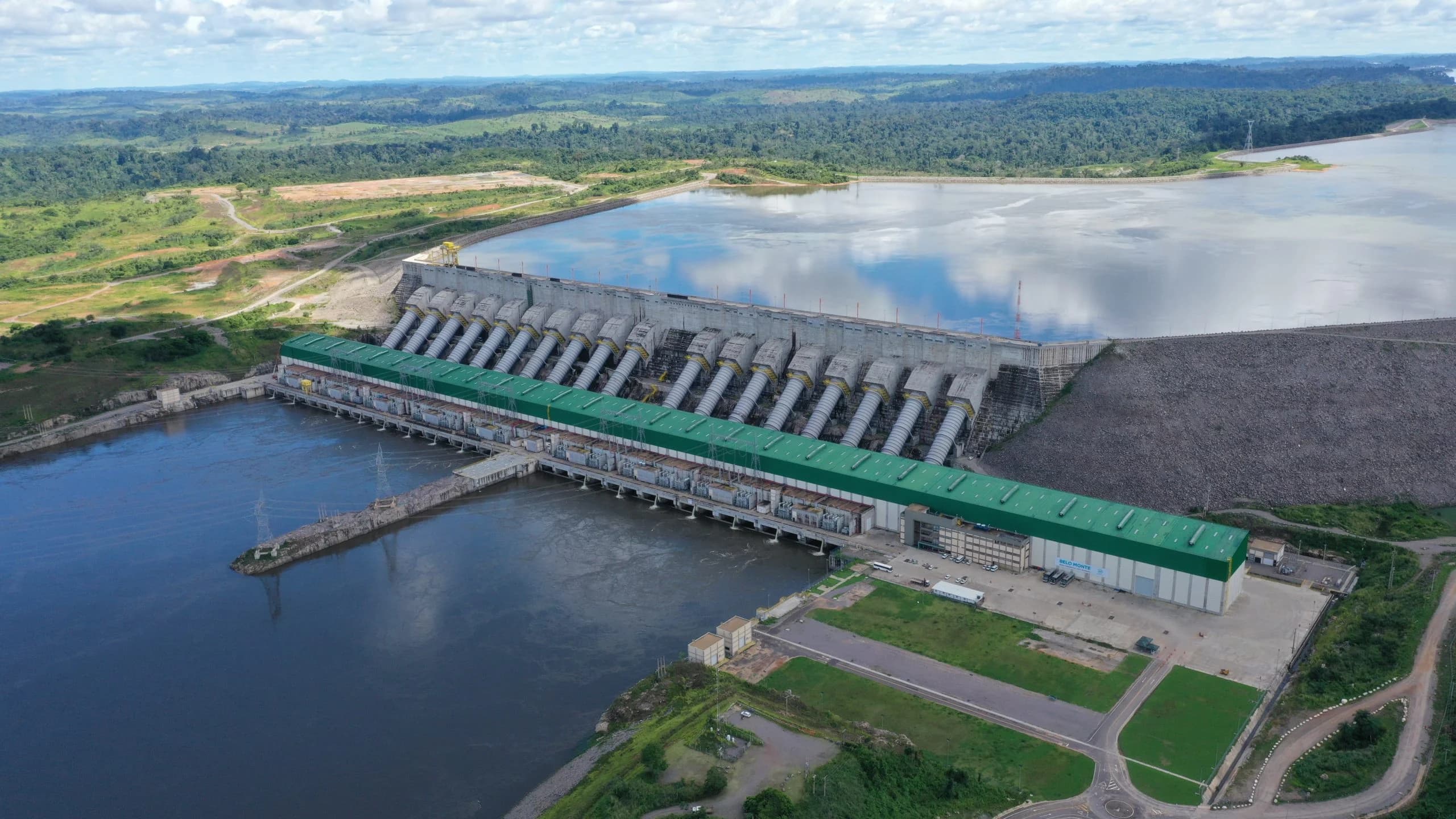 Área de reservatório de hidrelétrica antes do enchimento